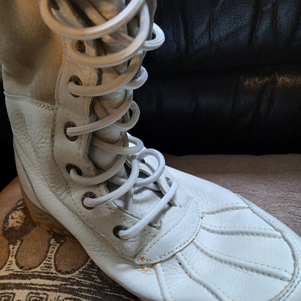 UGG Tall Adirondack Boot White - Picture 2 of 11